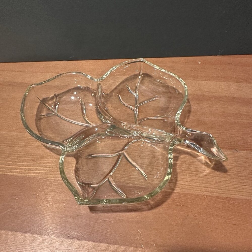 Vintage Hazel Atlas Leaf Divided Relish Dish Clear Glass 3 Section Serving Tray - Picture 4 of 8